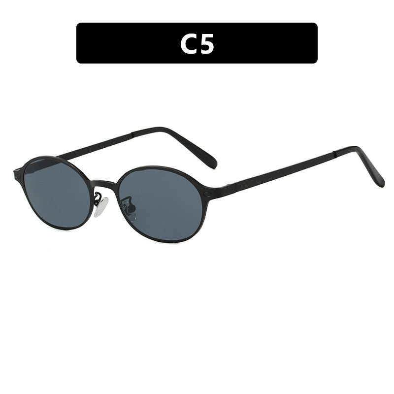 Damen runde Brille mit filigranem Metallrahmen und bequemen Nasenpads Karnz