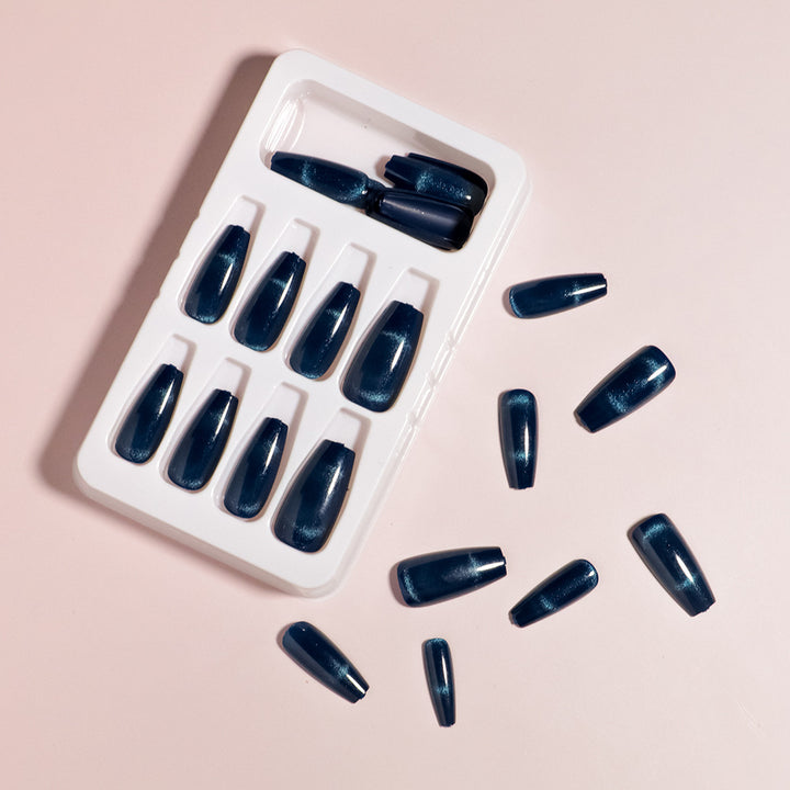 Premium Glänzende Press-On Nagelkollektion Karnz 1787225270