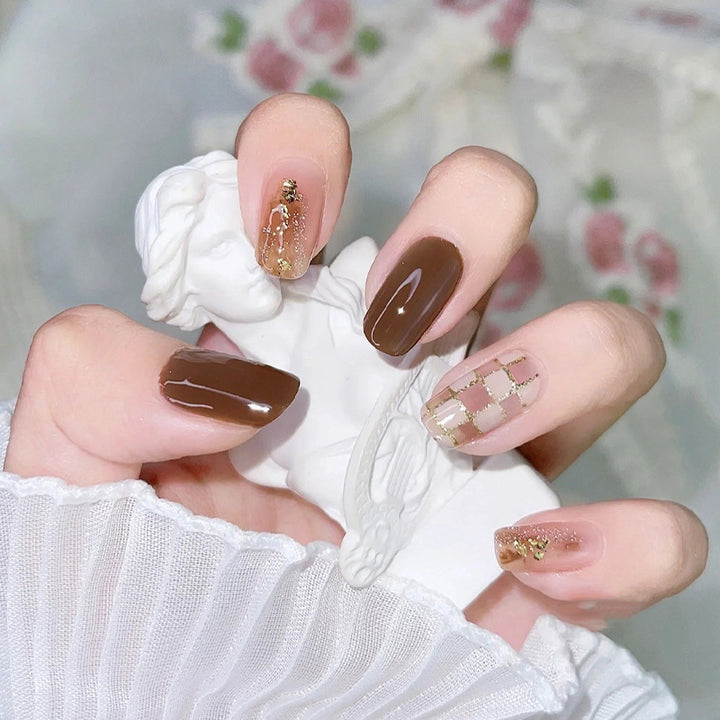 Künstlerisches Press-On Nagelkunst Set