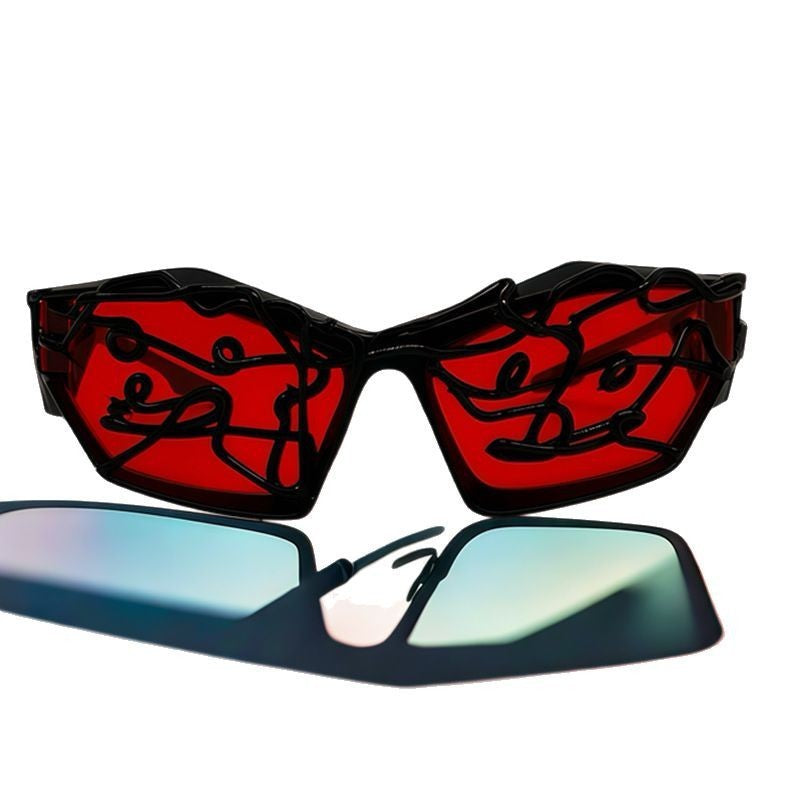 Damen Sportliche Sonnenbrille mit futuristischem Design Karnz
