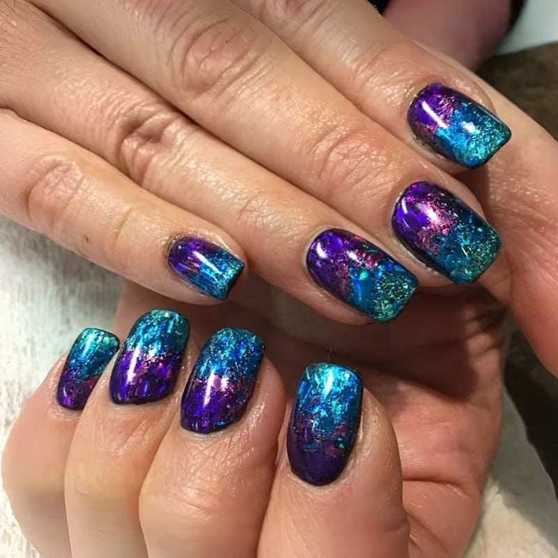 Künstlerische Metallische Nagelverbesserungen Karnz