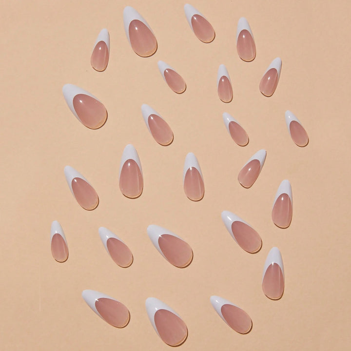 Künstliche Nagelspitzen im eleganten Tropfen-Design Karnz