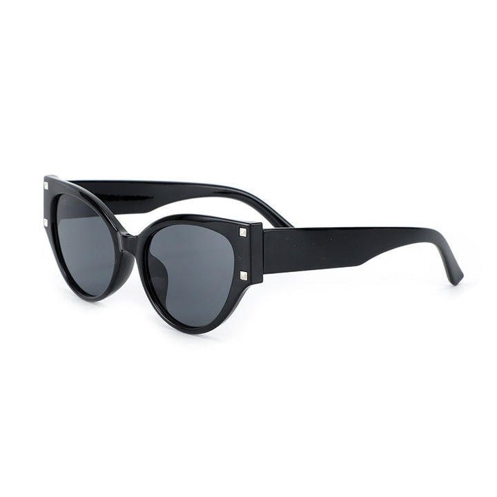 Damen trendige Cat-Eye Sonnenbrille mit glamourösen Akzenten Karnz