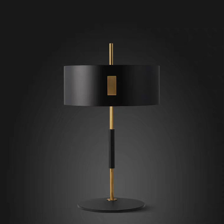 Moderne Tischlampe mit stilvollem Design