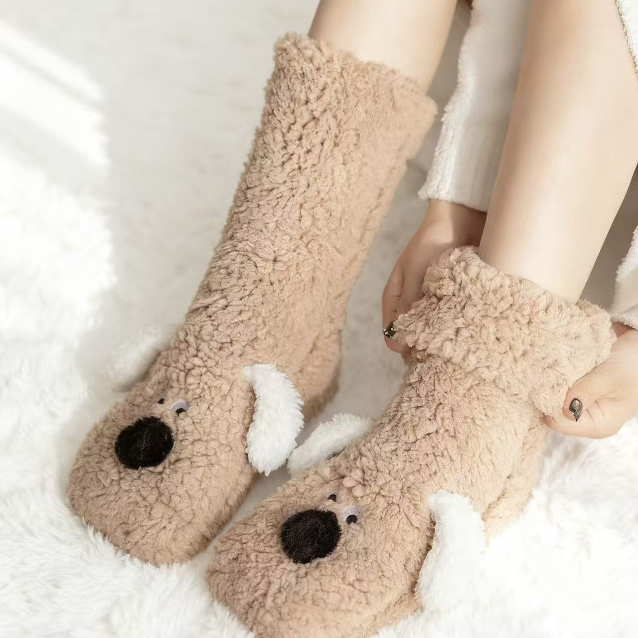 Damen Kuschelige Hundesocken mit tierischem Design Karnz