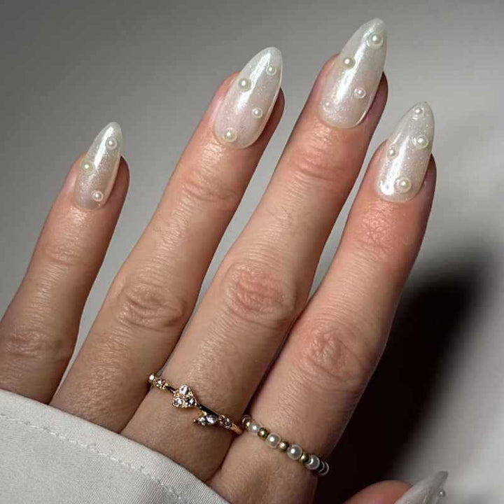 Premium Perlenverzierte Stiletto Press-On Nägel Karnz