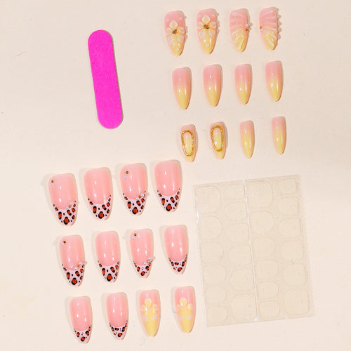 Dekorative 3D Blumen Nagelkunst Extensions Karnz