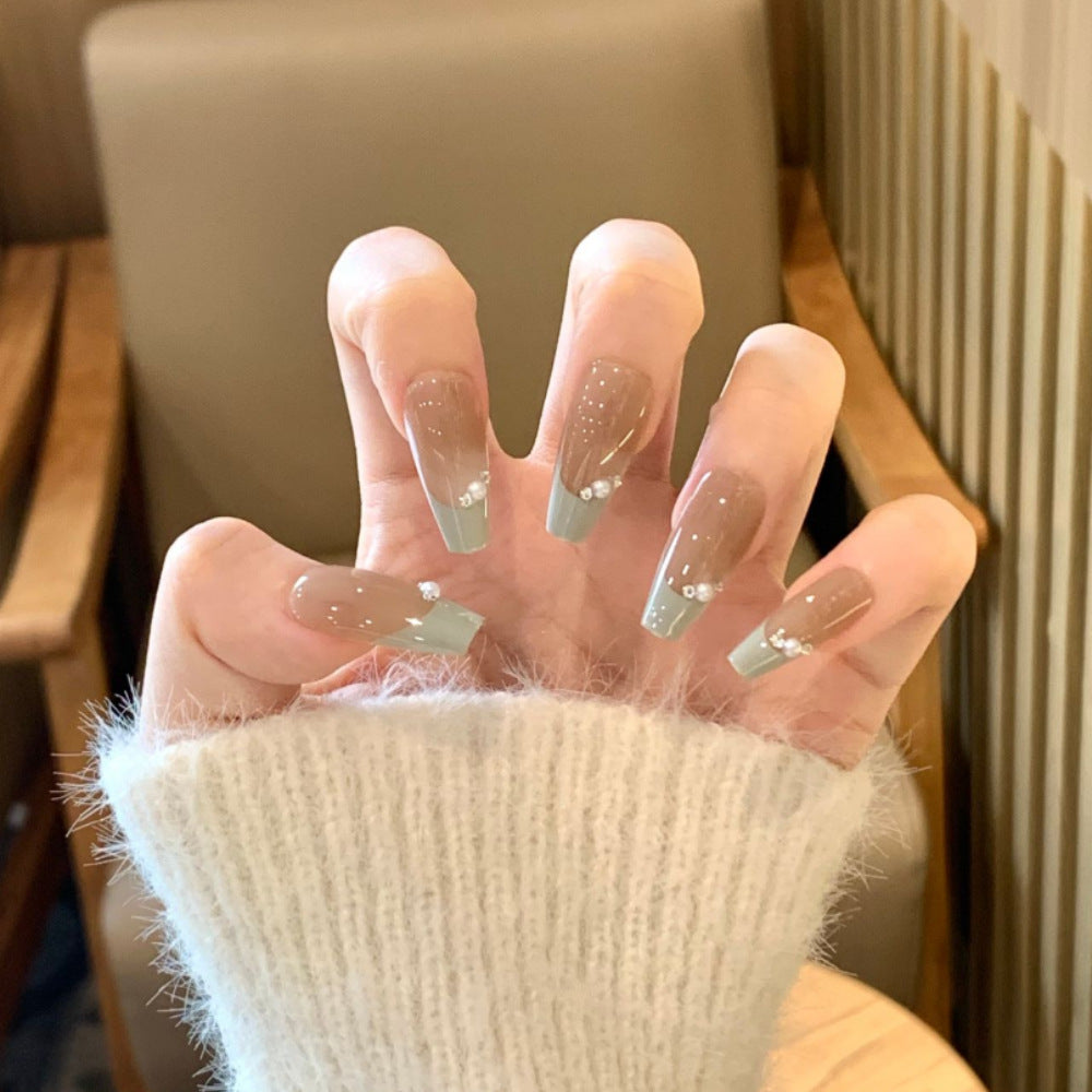Künstlerische Blumen- und minimalistische Fingernägel zum Aufkleben Karnz