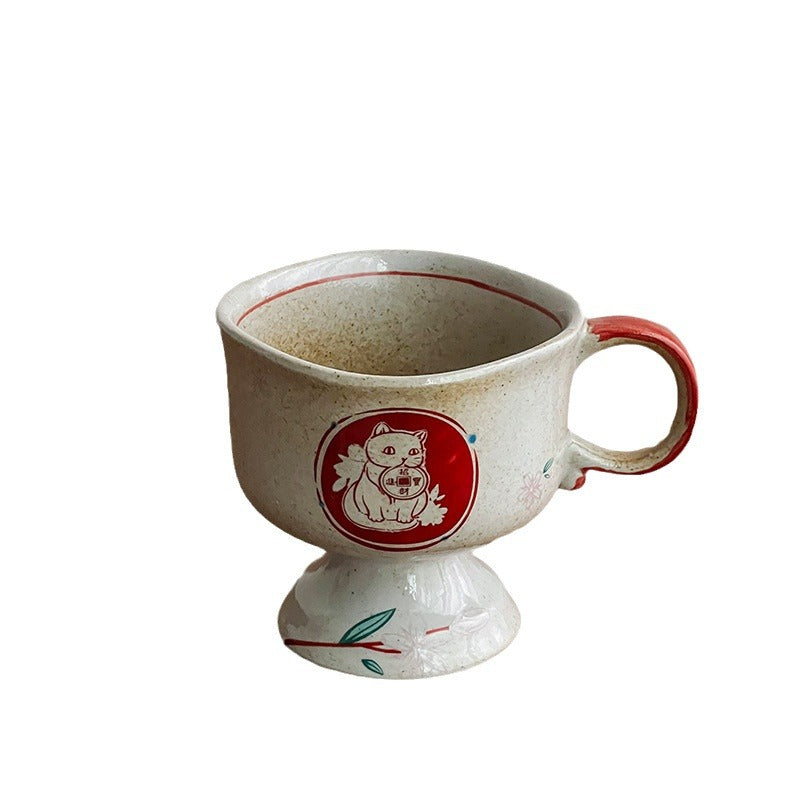 Keramik-Fußbecher mit Henkel und handbemalter Hasen-Illustration