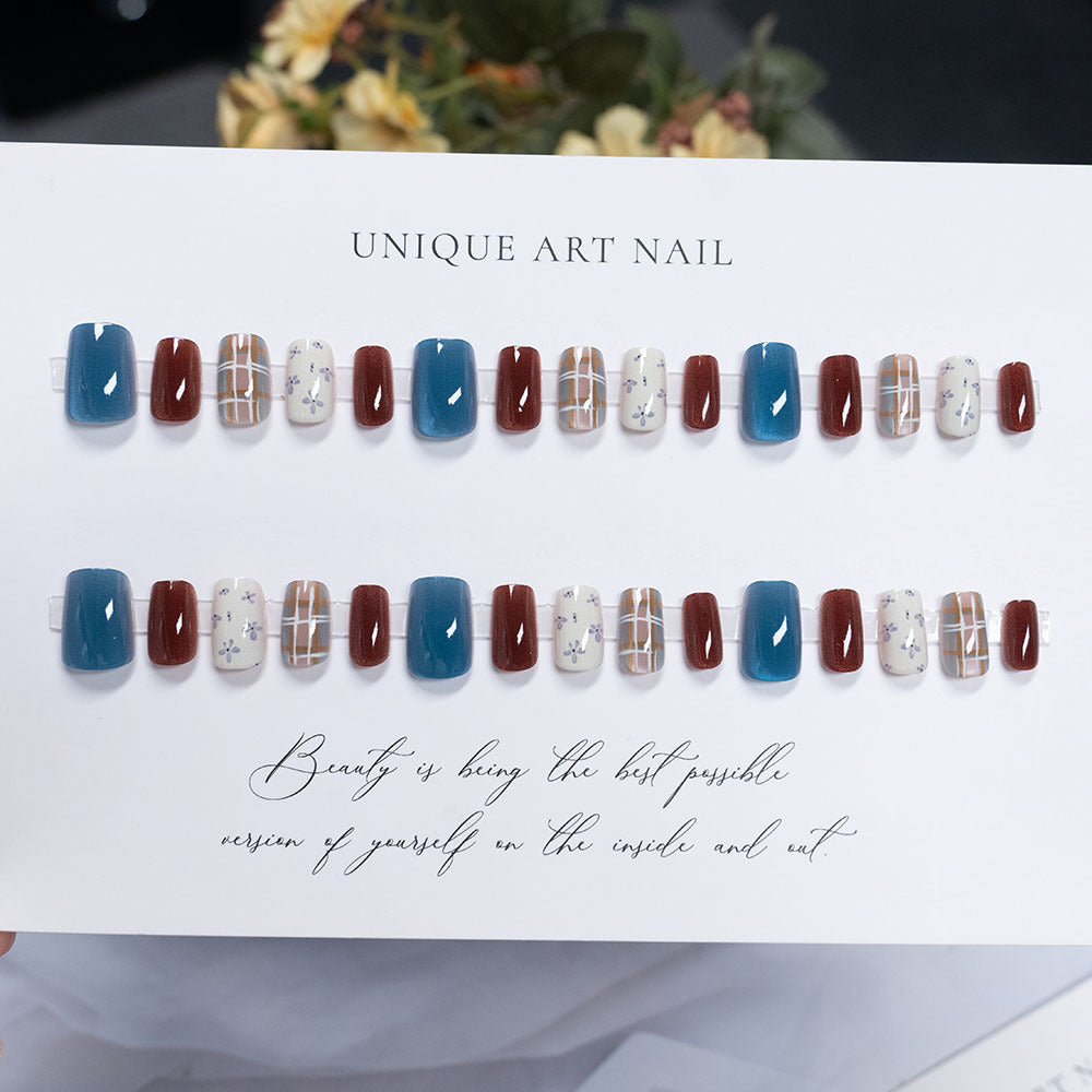 Dekorative Florale Nagelkunst  1791110119