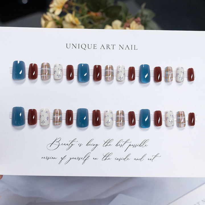 Dekorative Florale Nagelkunst  1791110119