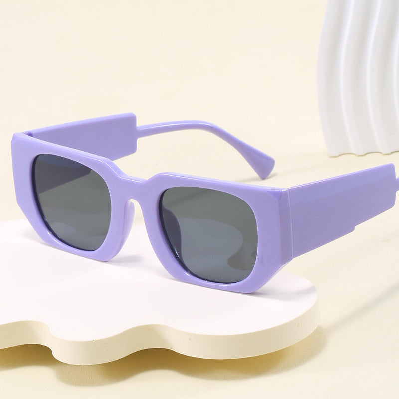Damen geometrische Oversized-Sonnenbrille mit breitem Design Karnz