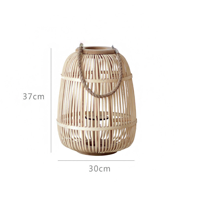 Stilvolle Rattan-Laterne Karnz