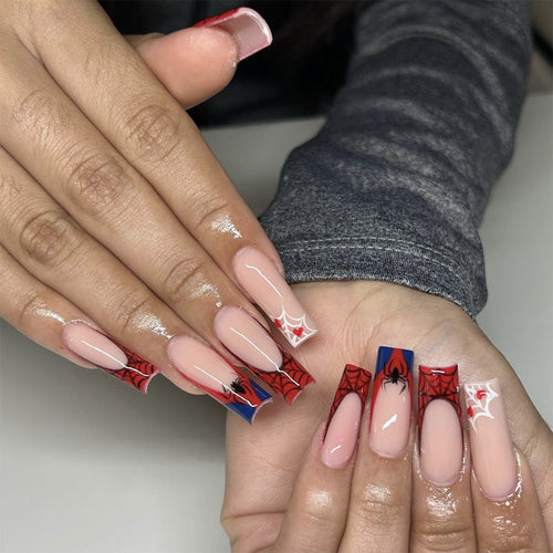 Spider-Man inspirierte 3D-Nagelkunstverlängerungen Karnz