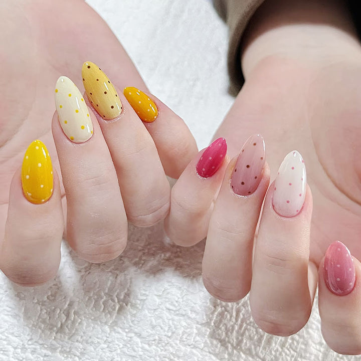 Künstlerische Themen Nageldesign Kollektion Karnz