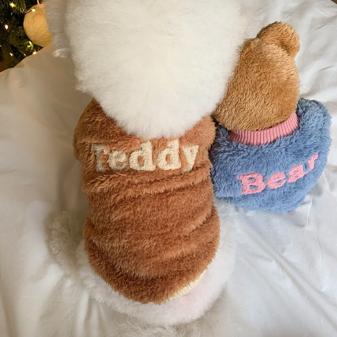 Teddy-Plüsch-Pullover-Hundepullover mit hochgeschnittenem geripptem Kragen und gestickter Schriftzüge