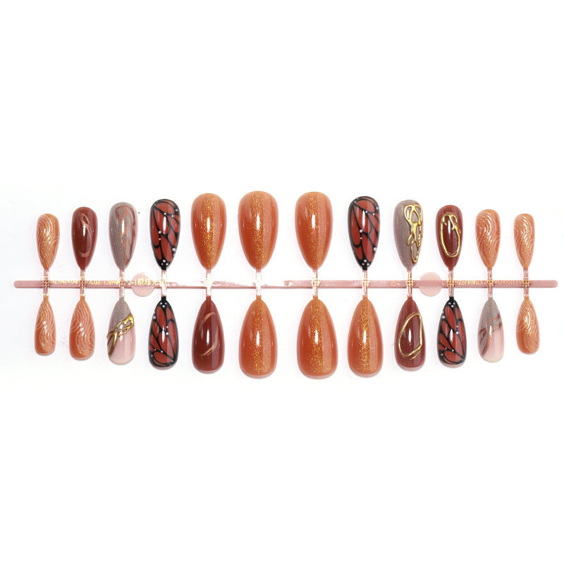 Elegante Kunstnägel Set von Karnz