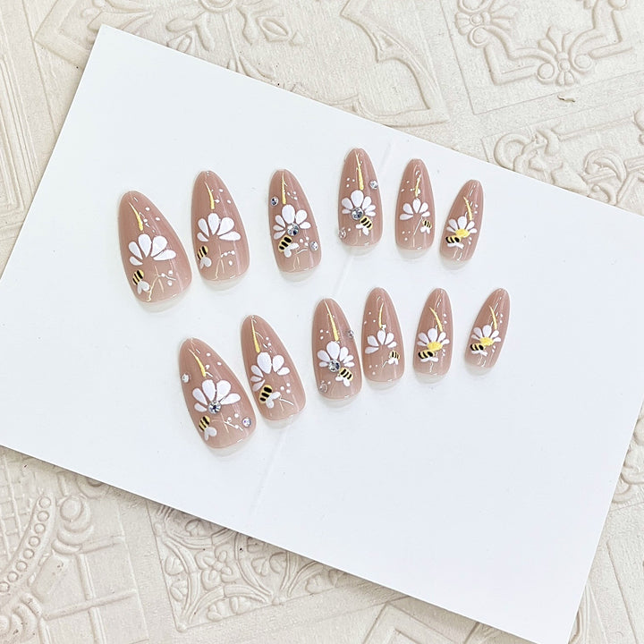 Künstlerische Blumeneindruck-Nagelspitzen Karnz