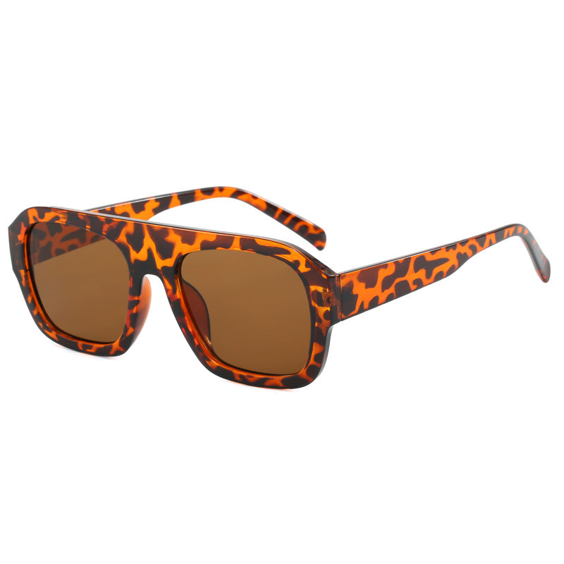 Damen oversize quadratische Sonnenbrille mit modernem Design Karnz