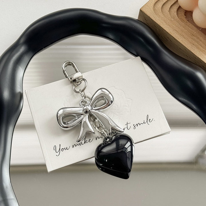 Herzförmiger Charm Schlüsselanhänger Karnz