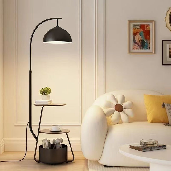Moderne Bogen-Stehlampe mit integriertem Beistelltisch