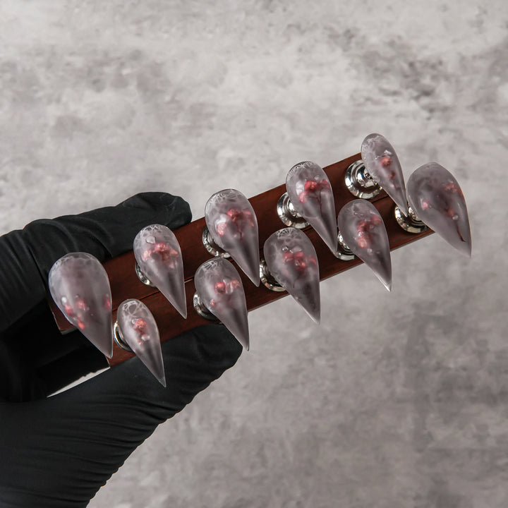 Künstlerisches Stiletto Press-On Nagelset