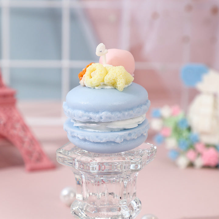 Mini Macaron Skulpturale Duftkerze mit Sahnehaube