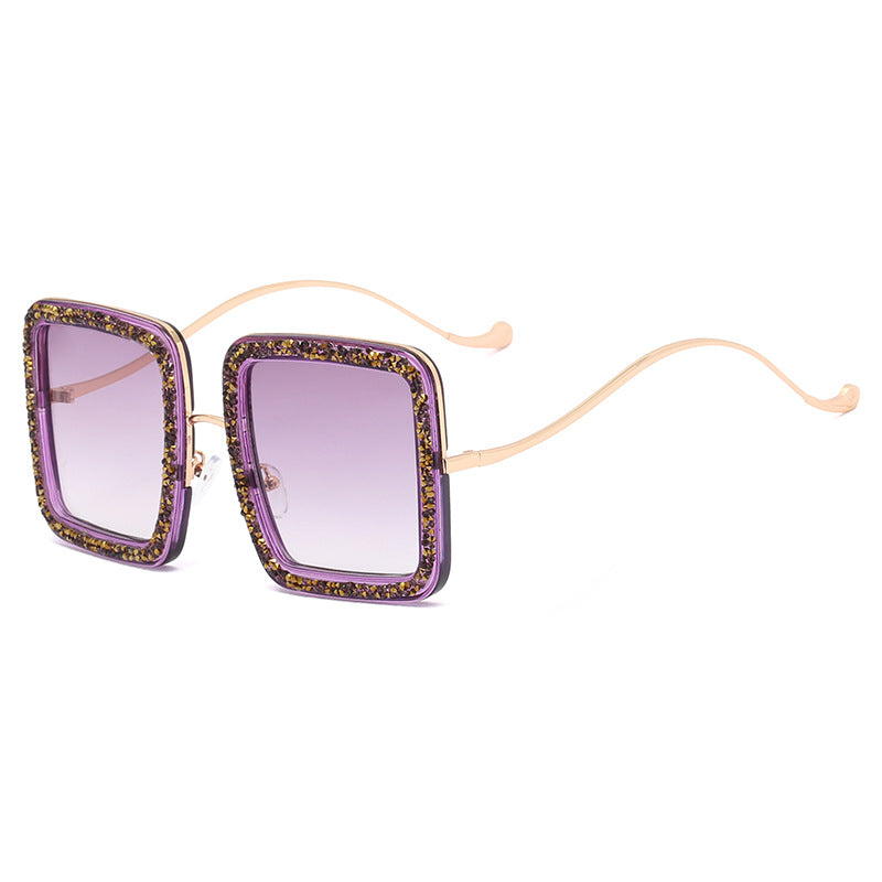 Damen glamouröse Sonnenbrille mit funkelndem Kristallrahmen Karnz