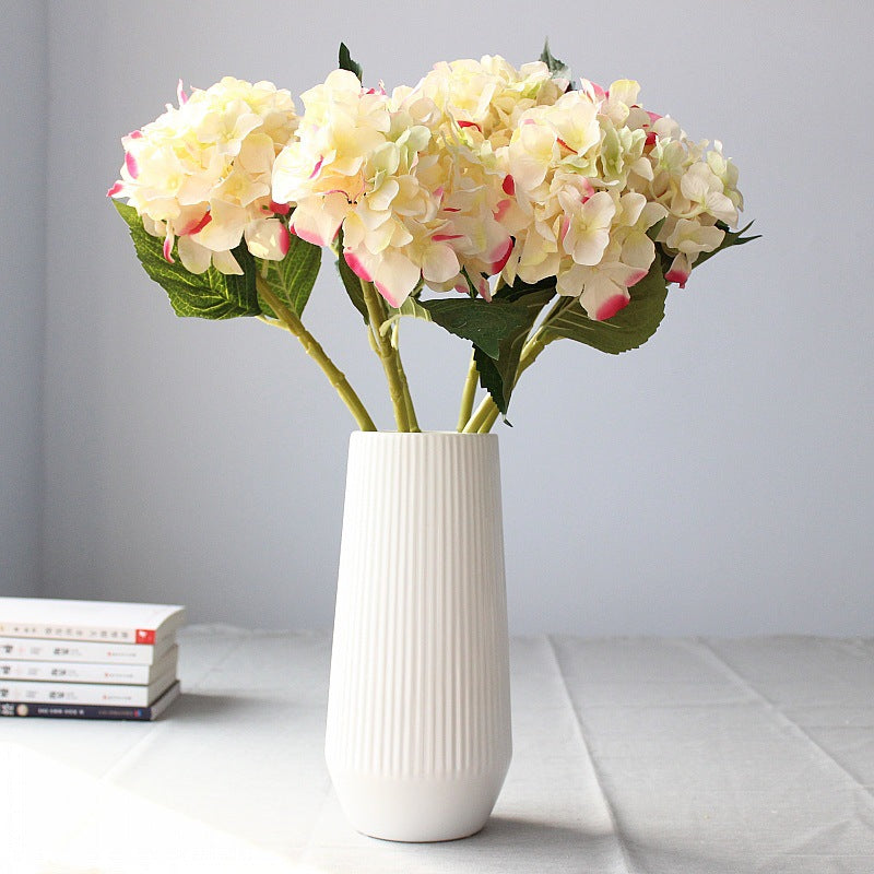 Künstlicher Blumenstrauß