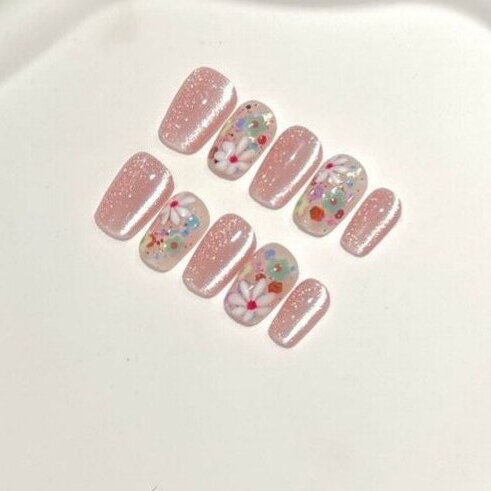 Blumen- und Glitzer-Dekorative Press-On Nagelset