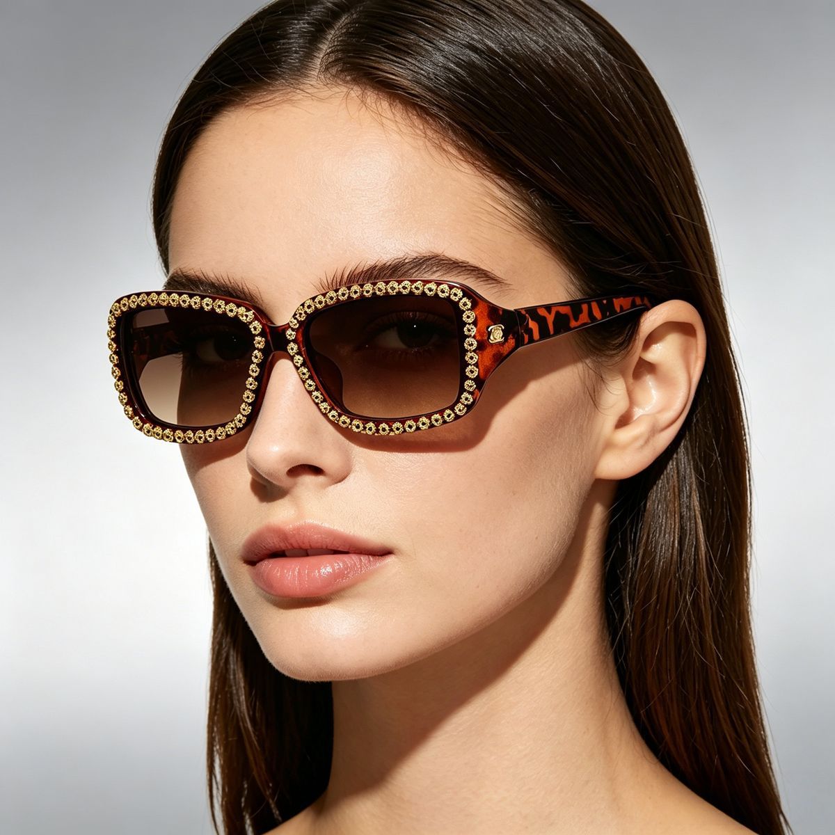 Damen Sonnenbrille mit glamourösem Strassrahmen Karnz