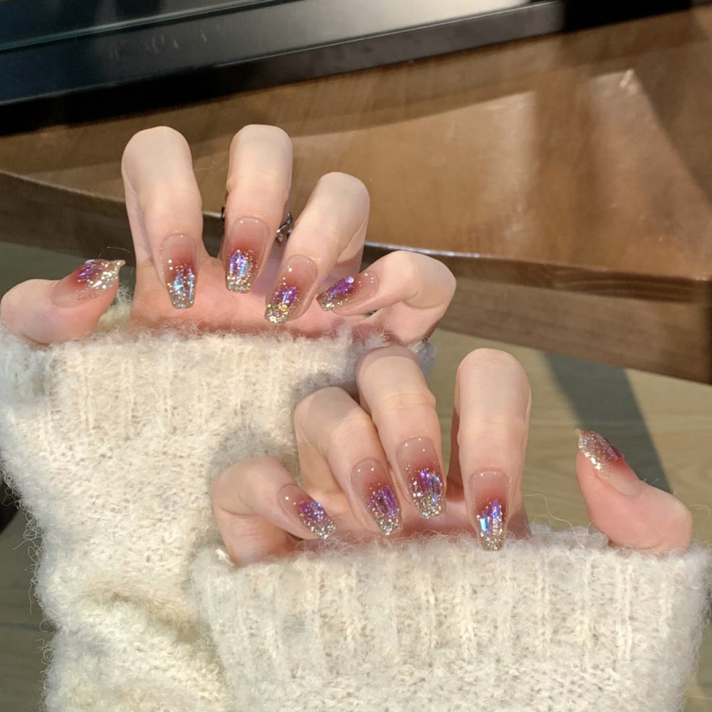 Premium Glitzernde Nagelspitzen Karnz