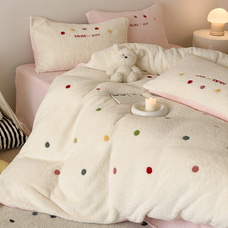 Kuschelige Teddyfleece-Bettgarnitur mit bunten Pünktchen und extra-weicher Oberfläche