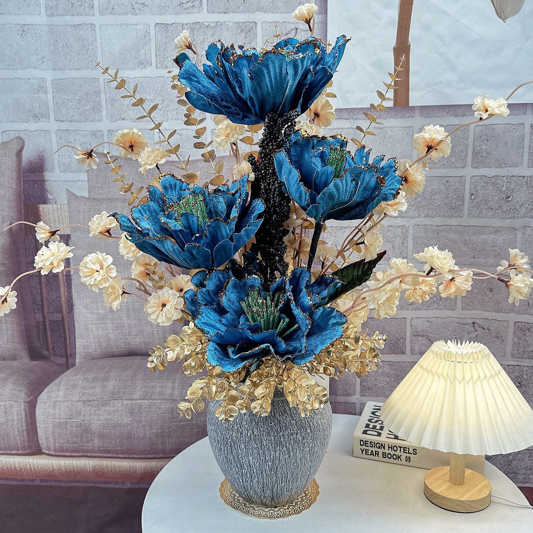 Künstliches Blumenarrangement