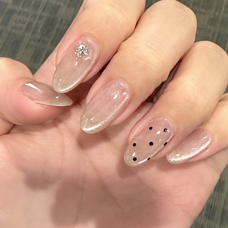 Dekoratives Press-On-Nagelset mit Stern- und Schleifenmotiven Karnz