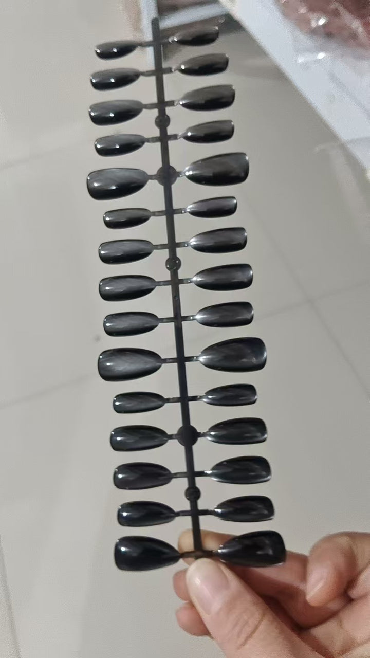 DIY dekorative Press-On Nagelset Karnz