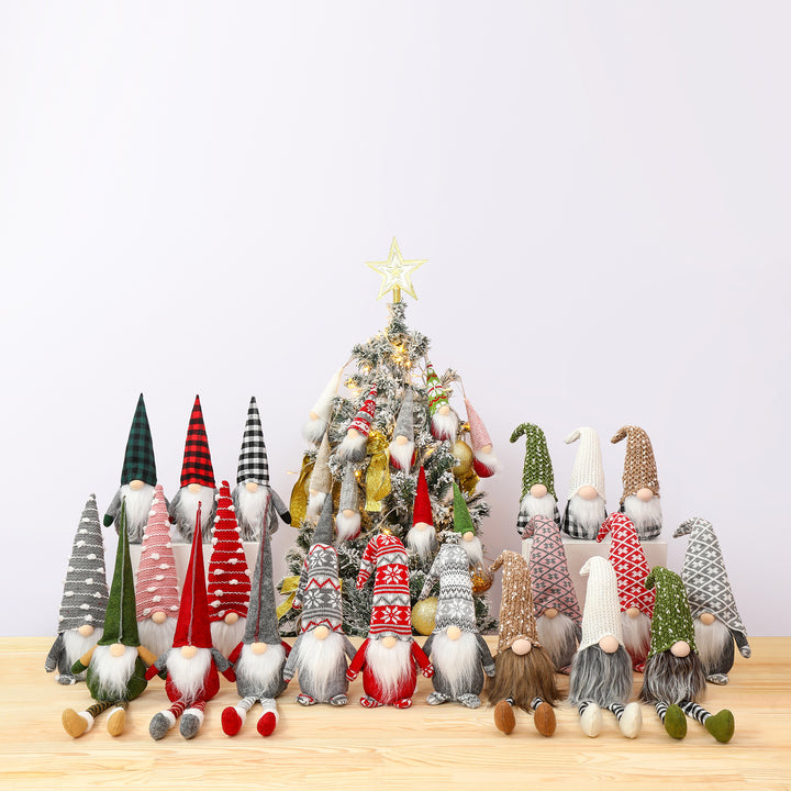 Dekorative Weihnachtsgnom mit gestricktem Hut Karnz