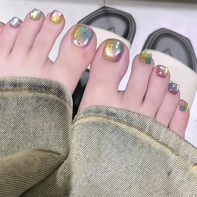 Hochwertiges Press-On-Nagelkunst-Set mit schillerndem Finish Karnz