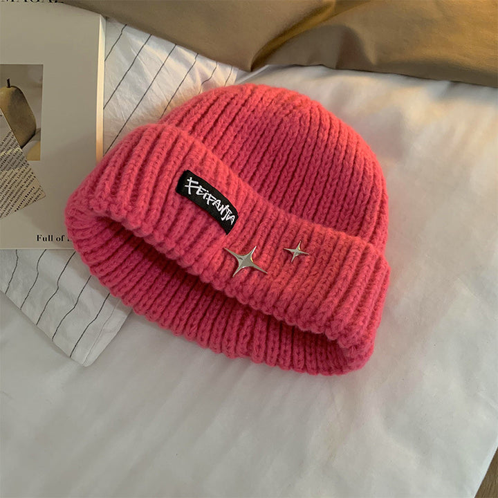 Stylische gerippte Strickmütze