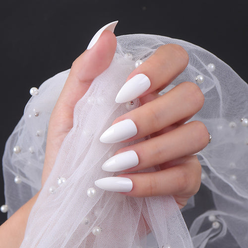 Stiletto Press-On Nägel mit glänzendem Finish Karnz