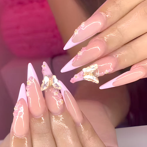 Dekorative Stiletto Nagelkunst Verlängerungen Karnz