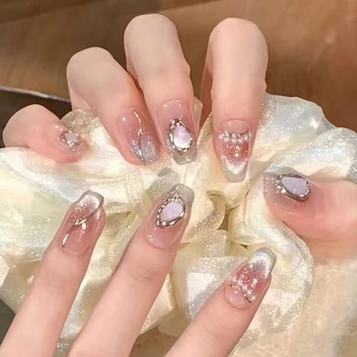 Elegante Stiletto Press-On Nail Set mit Edelstein- und Glitzerakzenten Karnz