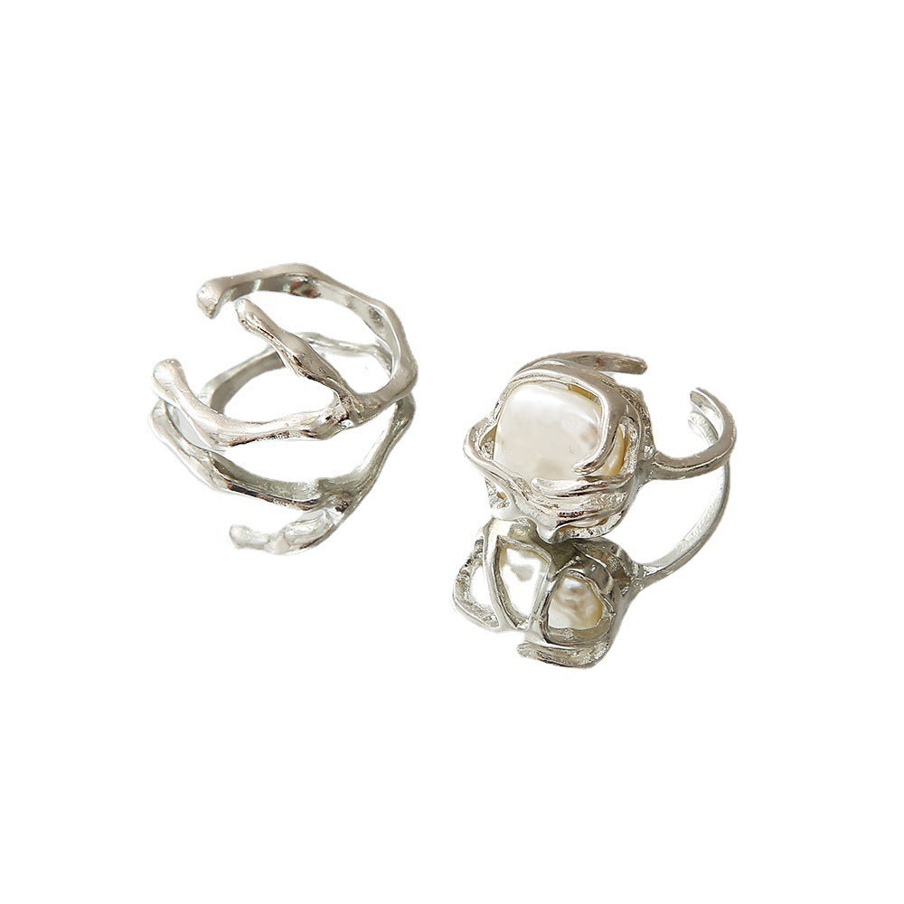 Stilvoller Ring mit Organischem Design Karnz