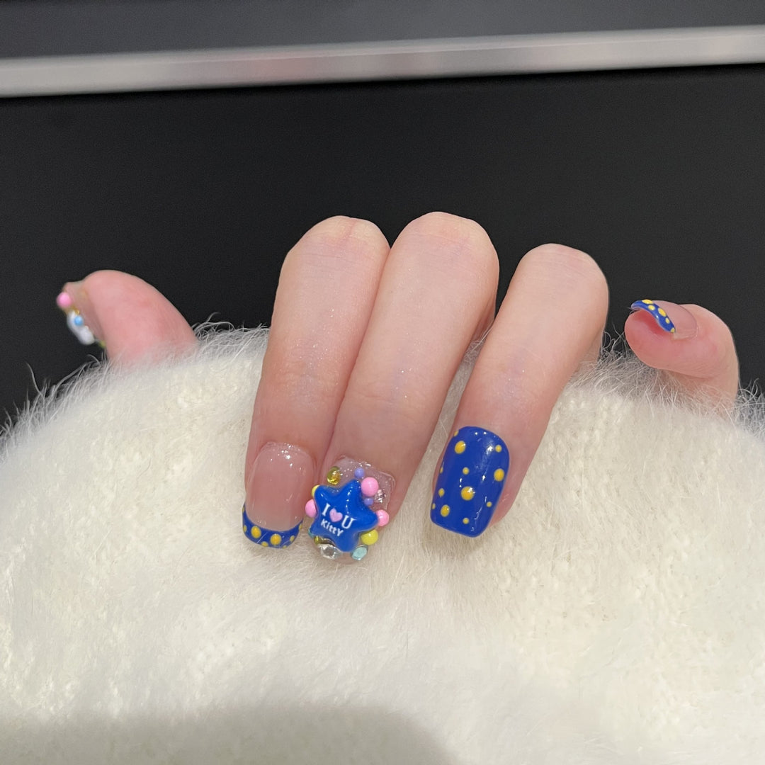 Verspielt Cartoon-Themen Press-On Nagelset Karnz