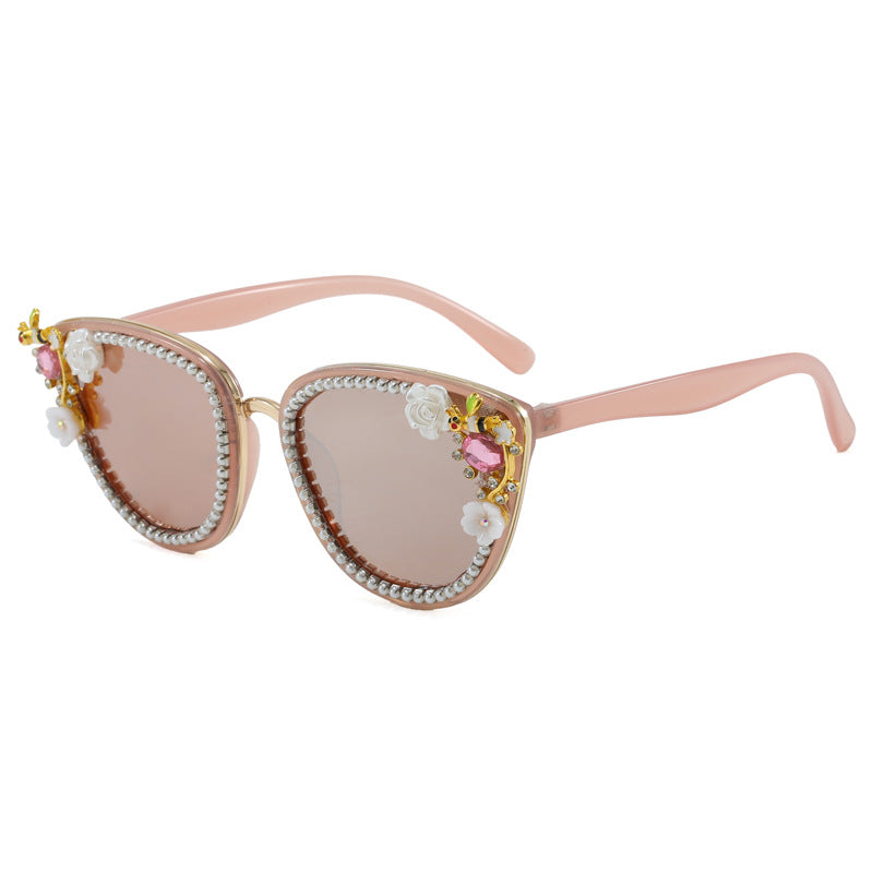 Damen Glamouröse Cat-Eye Sonnenbrille mit floralen Verzierungen Karnz