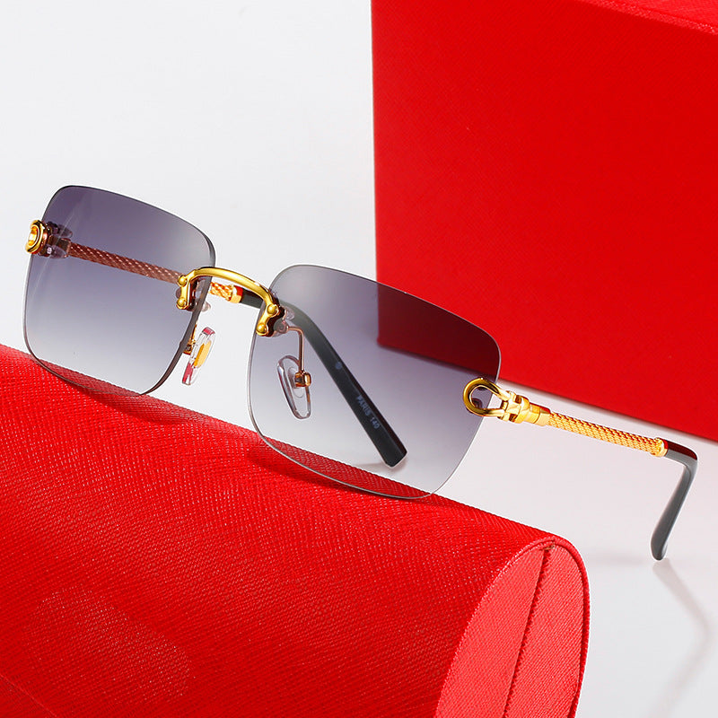 Damen quadratische Sonnenbrille mit luxuriösem, goldverziertem Rahmen und schützenden Gläsern Karnz