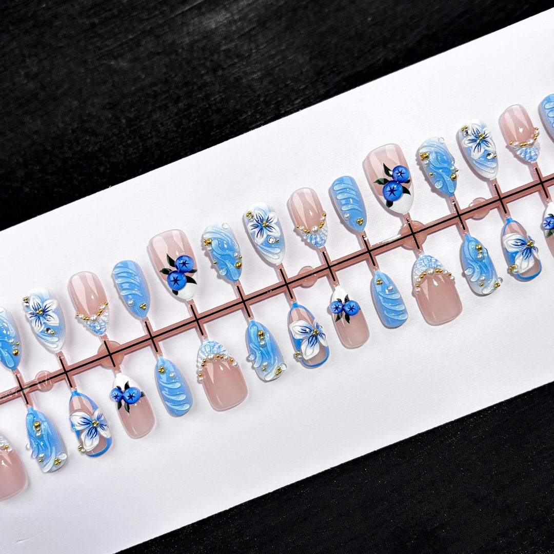 Dekorativer Blumenausdruck-Nagelset 1790745680
