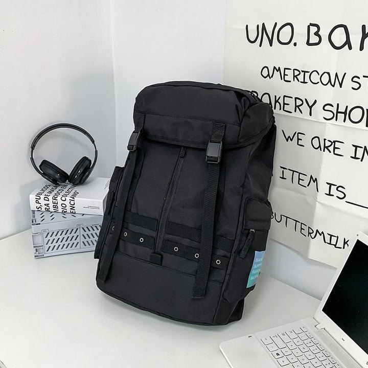 Vielseitiger Outdoor-Reiserucksack Karnz