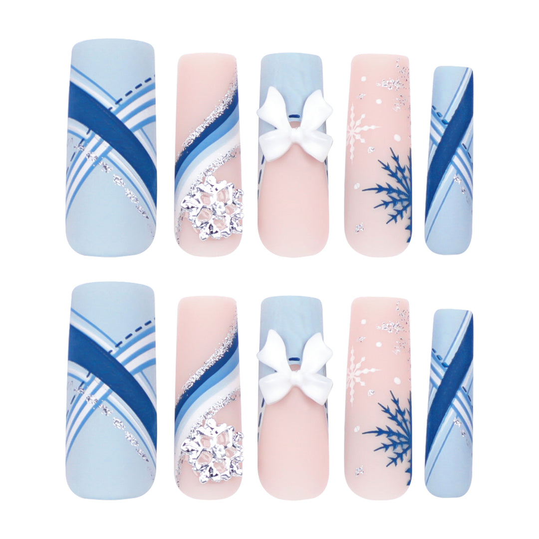 Premium Nagelverlängerungen mit luxuriösem Winterdesign Karnz