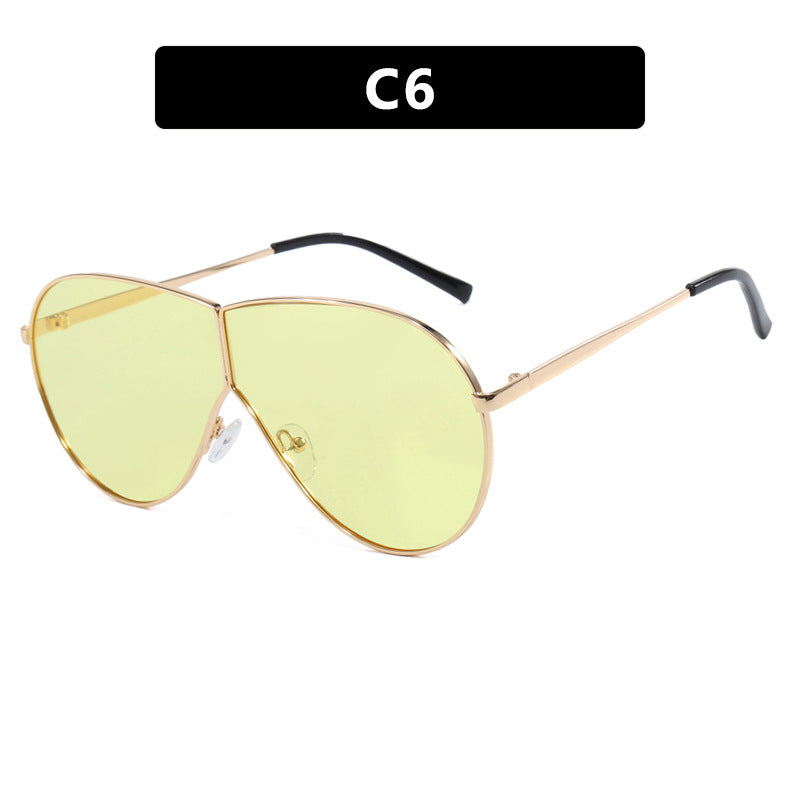 Damen Pilotensonnenbrille mit elegantem goldenen Rahmen und blauen Gläsern Karnz